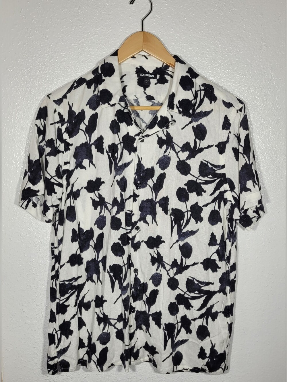 Express Linen Blend Button Down Shirt Mens Large Black White Floral S/S Camp